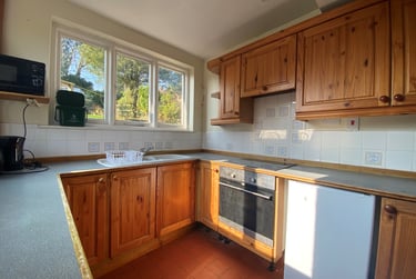 4 bed house, Parc Wern Road, Sketty, Swansea, SA20SF - Image 2