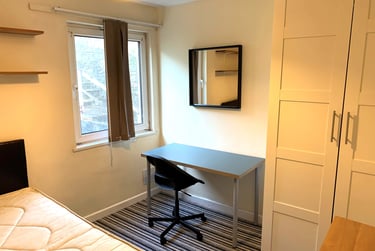 6 bed house, King Edwards Road, Brynmill, Swansea, SA14LU - Image 3