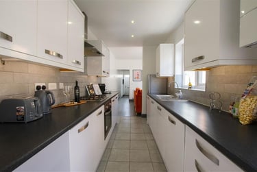 2 bed house, Katie Road, Selly Oak, Birmingham, B296JG - Image 4