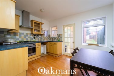 3 bed house, Winnie Road, Selly Park, Birmingham, B296JX - Image 2