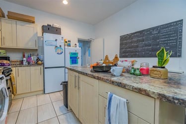 6 bed house, Dawlish Road, Selly Park, Birmingham, B297AU - Image 2