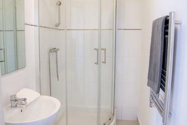 2 bed flat, 2 Bed, City Centre, Leicester, LE30JA - Image 4