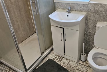 4 bed house, King Edwards Road, Brynmill, Swansea, SA14LL - Image 7