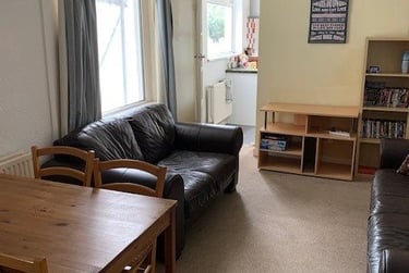 5 bed house, Ernald Place, Uplands, Swansea, SA20HW - Image 2