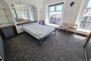 5 bed house, Terrace Road, Mount Pleasant, Swansea, SA16HW - Image 7