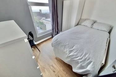 5 bed house, Norfolk Street, Mount Pleasant, Swansea, SA16JE - Image 6