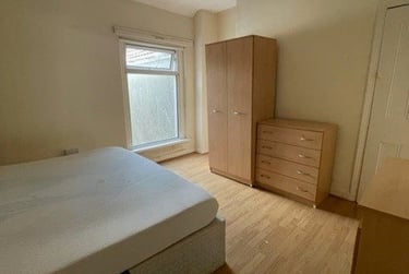 4 bed house, Rhondda Street, Mount Pleasant, Swansea, SA16ET - Image 5