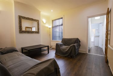 4 bed house, Warwards Lane, Selly Park, Birmingham, B297QR - Image 3