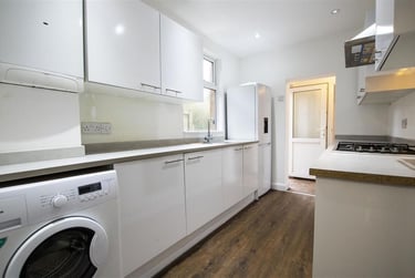 4 bed house, Warwards Lane, Selly Park, Birmingham, B297QR - Image 4