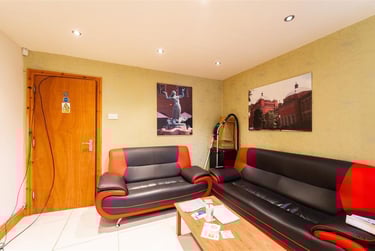 6 bed house, Hubert Road, Selly Park, Birmingham, B296ET - Image 2