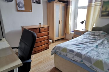 4 bed house, Western Street, Sandfields, Swansea, SA13JU - Image 6