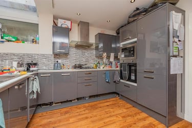 7 bed house, Heeley Road, Selly Park, Birmingham, B296EN - Image 1