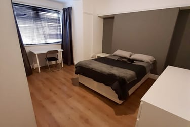 5 bed house, Nicholl Street, Mount Pleasant, Swansea, SA14HF - Image 7