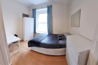 5 bed house, Nicholl Street, Mount Pleasant, Swansea, SA14HF - Image 10