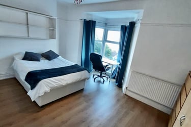 5 bed house, Cromwell Street, Mount Pleasant, Swansea, SA16EY - Image 4