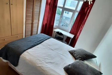 5 bed house, Cromwell Street, Mount Pleasant, Swansea, SA16EY - Image 5