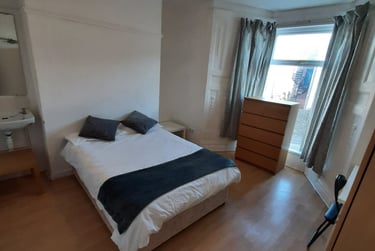 5 bed house, Cromwell Street, Mount Pleasant, Swansea, SA16EY - Image 6