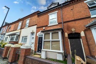 6 bed house, Exeter Road, Selly Park, Birmingham, B296EU - Image 1