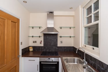 1 bed flat, Knighton Road, Stoneygate, Leicester, LE23HL - Image 2