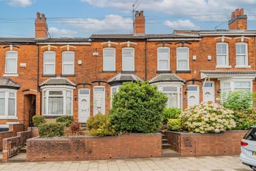 4 bed house, Warwards Lane, Selly Park, Birmingham, B297QX - Image 1