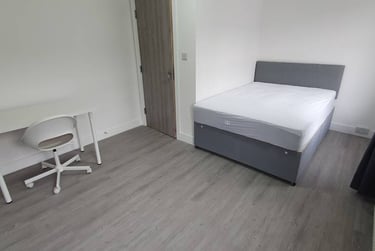 5 bed house, N/A, Adamstown, Cardiff, CF241NX - Image 9