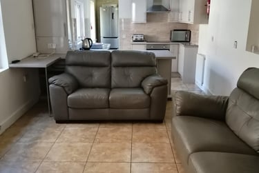 5 bed house, St Helens Avenue, Brynmill, Swansea, SA14NE - Image 2