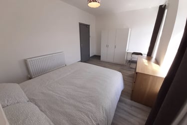 4 bed house, Rhondda Street, Mount Pleasant, Swansea, SA16ET - Image 6