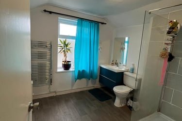 1 bed house, Hanover Street, Mount Pleasant, Swansea, SA16BP - Image 5