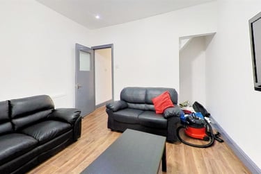 7 bed house, Dawlish Road, Selly Park, Birmingham, B297AS - Image 3