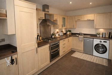 5 bed house, Freemans Meadow, City Centre, Leicester, LE27HY - Image 3