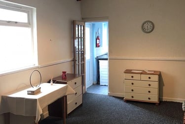 5 bed house, St Albans Road, Brynmill, Swansea, SA20BP - Image 4