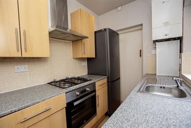 4 bed house, Hubert Road, Selly Park, Birmingham, B296ER - Image 2