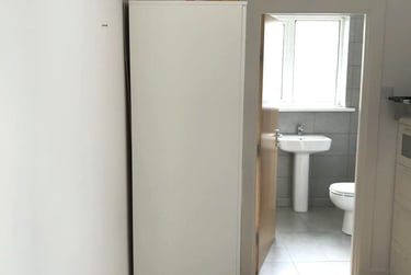 4 bed house, Western Street, Sandfields, Swansea, SA13JS - Image 3