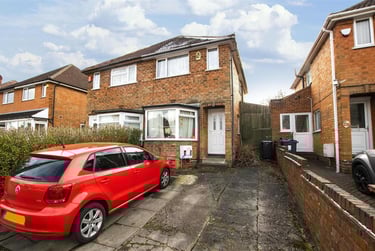3 bed house, Reservoir Road, Harborne, Birmingham, B296SX - Image 2