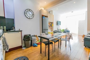 4 bed house, Westminster Road, Selly Park, Birmingham, B297RS - Image 2