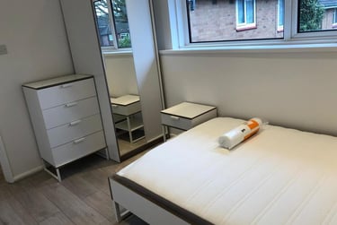 2 bed flat, Fladbury Crescent, Selly Oak, Birmingham, B296PJ - Image 5