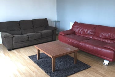 3 bed flat, Hanover Street, Mount Pleasant, Swansea, SA16BQ - Image 3