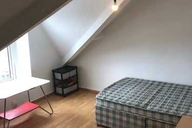 3 bed flat, Hanover Street, Mount Pleasant, Swansea, SA16BQ - Image 5