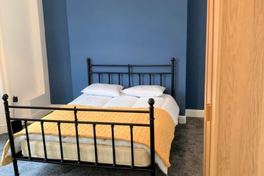 6 bed house, Russell Street, City Centre, Swansea, SA14HR - Image 7