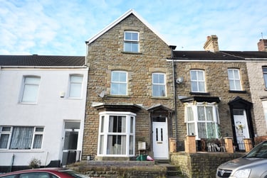 5 bed house, Ysgol  Street, Port Tennant, Swansea, SA18LF - Image 1