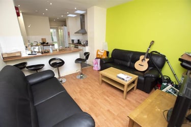 5 bed house, Heeley Road, Selly Park, Birmingham, B296EL - Image 1