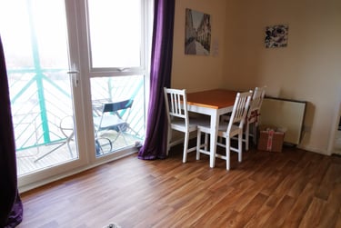 1 bed flat, Ambassador House, Trawler Road, Swansea, SA11XZ - Image 2