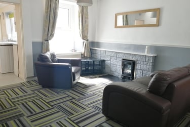 2 bed house, North Hill Road, Mount Pleasant, Swansea, SA16XS - Image 1