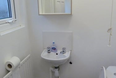 4 bed house, Argyle Street, Sandfields, Swansea, SA13TA - Image 8