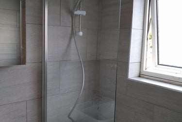 5 bed house, Burman Street, City Centre, Swansea, SA16BW - Image 2