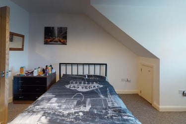 5 bed house, Macaulay Street, Aylestone Park, Leicester, LE27NJ - Image 1