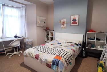 4 bed house, Norfolk Street, Mount Pleasant, Swansea, SA16JE - Image 2