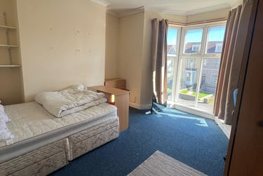 5 bed house, King Edwards Road, Brynmill, Swansea, SA14LU - Image 3