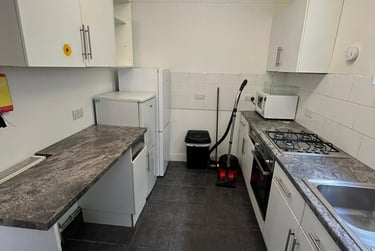 5 bed house, King Edwards Road, Brynmill, Swansea, SA14LU - Image 8