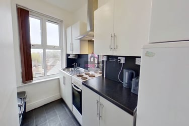 7 bed house, Salford, Seedley, M67HL - Image 9